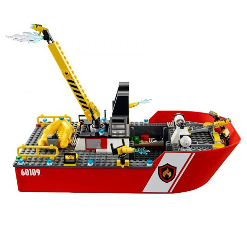 Lepin-Town-Fire-Rescue-Boat-Set-For-Kids-3